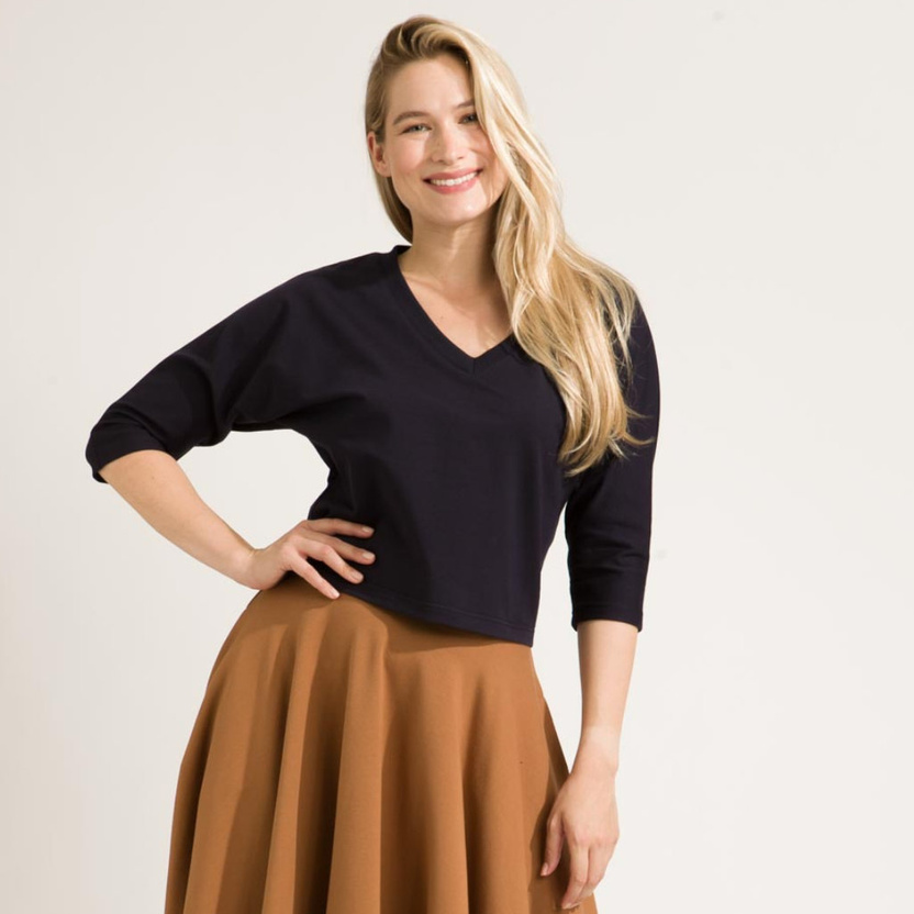 Bluzka MARENO V-neck navy -25%