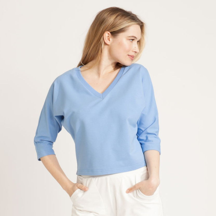 Bluzka MARENO V-neck light blue -30%